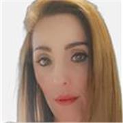 Maestro de apoyo escolar especializado en clases en línea