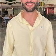 Profesor titulado en Geografía e Historia con experiencia en clases particulares y con muchas ganas de aprender.