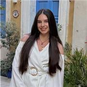 Estudiante de universidad ofrece clases particulares