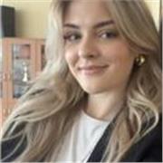 Studentka SGH oferująca naukę matematyki na poziomie podstawówki/liceum zdalnie