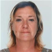 Hola, me llamo Dorleta y soy Licenciada en Bellas Artes .
También soy Auxiliar de Enfermería y me gustaría dar clases a niños de primaria. 
Soy una persona paciente y cercana.
Al acabar la carrera dí clases en varios institutos de Enseñanzas Medias y mi e