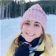 Neolaureata impartisce lezioni di italiano. Fascia media 7-13 anni