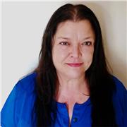 Experienced Native English Tutor. I'm committed to helping my students become fluent and more confident when speaking English.