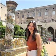 Laureata in Scienze Politiche, diplomata al liceo classico di Albano con 92/100 offro ripetizioni di italiano, latino, greco