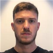 Soy médico, se me dan bien las matemáticas, biología y química. Tengo el first certificade en inglés