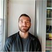 Laureato in lingue impartisce lezioni di spagnolo