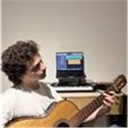 Profesor Lic. en Música Popular (UCA) y Profesorado Superior (UCA) con experiencia, ofrece clases de guitarra online.