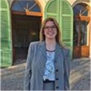 Tutor IELTS C2, 6 anni di esperienza, eroga corsi online di inglese per studenti medie, liceo, universitari e di Business English 