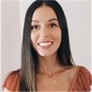 Maestra de Educación Primaria especializada en niños de 6 a 12 años de edad