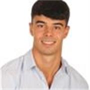 Joven graduado en química con ganas de enseñar