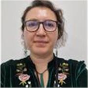 English language teacher with over 10 years of experience teaching in schools and private tutoring.