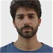 Laureato in Fisica col massimo dei voti impartisce lezioni di matematica e fisica