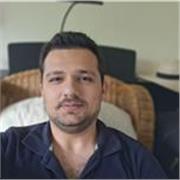 Arabisch Lehrer, aller Altersgruppen unterrichtet, Ich spreche bisschen Deutsch und gut Englisch