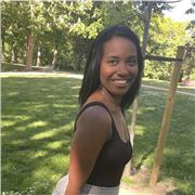 Soy una chica con muchas ganas de trabajar, me encanta los niños y creo que les puedo enseñar bastante, ya que amo la biología