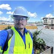 Profesor de matemática imparte clases a niños de todas las edades