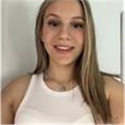 Estudiante responsable y paciente, ofrezco apoyo en matemáticas, lengua y biología (ESO y Bachillerato) y refuerzo general en prim