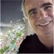 Sou pedagogo, tenho excelente leitura dos ambientes que entro e das pessoas que neles estão. Gosto de ensinar tudo que o difícil .
