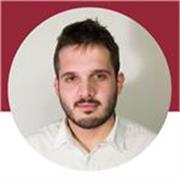 Vivo a Venezia, sono bilingue italiano-inglese e mi piace trasmettere l'inglese a persone di tutte le età! Tengo molto alla alla pronuncia e alla scrittura.