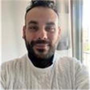 Sono un laureato in psicologia , e in corso
lo studio sulla mindfulness 