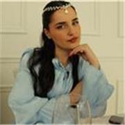 Laureata in giurisprudenza offre aiuto compiti ragazzi elementari medie e superiori