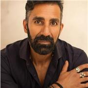 Experienced teacher and actor, teaches in a fun and creative way to suit individual needs