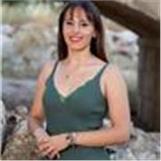 Monitora infantil, con más de 3 años de experiencia dando apoyo escolar a menos de 5 a 10 años y realizando diversos talleres.