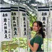 Teaching assistant experience with great English teaching ability.