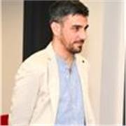 Se c'é un problema c'é sempre una soluzione. Se non c'é la soluzione non é un problema.
