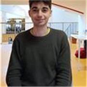 Studente al 4° anno di Giurisprudenza e diplomato al Liceo Scientifico indirizzo linguistico. Offro lezioni private.