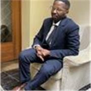 Kurzprofil 
Erfahrene Lehrkraft für Englisch, Geschichte und Umweltkunde. Spezialisiert auf bilingualen Unterricht (CLIL) für