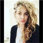 Mi chiamo Francesca Lo Bianco. 
 Insegnante con inglese a ottimo livello impartisce lezioni per ragazzi o bambini di qualsiasi età che stanno riscontrando difficoltà nei loro percorsi scolastici o per persone che anche di età maggiore vogliono riprendere 