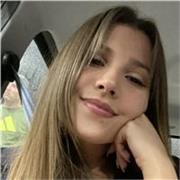 Laureanda in Medicina in lingua inglese offre lezioni private di biologia, chimica, inglese ma anche supporto per tutte le materie