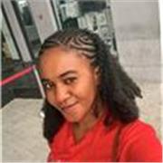 I am a passionate, patient and engaging English teacher who helps children and teenagers  build confidence and communicate 