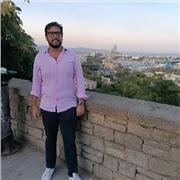 Laureato in giurisprudenza impartisce lezioni di diritto a studenti di scuola superiore, università, preparazione concorsi
