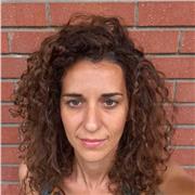 Autrice Tv e documentarista con 15 anni di esperienza offre lezioni online di scrittura creativa, sceneggiatura e scrittura tv