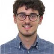 Graduado en ingenieria telamatica y programador de profesión. 