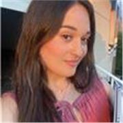 Soy estudiante de Educación Infantil, me defino como una persona aplicada, proactiva y con ganas de enseñar y desarrollarme como profesora. Soy Monitora de Ocio y Tiempo libre, por lo que me siento capacitada en el mundo de la enseñanza de niños/as