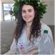 Giovane neolaureata in Biotecnologie triennale (L-2) all’Università degli Studi di Perugia ripetizioni materie come Biologia, anche universitari