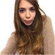Dottoressa in Lettere impartisce lezioni di Lingua italiana, Letteratura italiana, Latino, Storia e Filosofia per tutti i livelli
