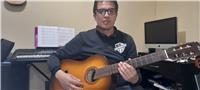 Profesor de música con enfasis en guitarra y piano. Teoria, armonía y ritmo