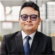 Profesor para todas las edades de Colegios