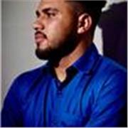 Economics Tutor Helping Students Understand Concepts in Easy Way