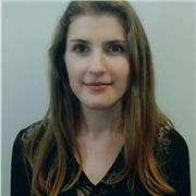 J'enseigne le français aux enfants, grammaire, orthographe, mais aussi aide aux révisions du BAC français. J'aide également les personnes venant d'autres contrées, désireuses d'apprendre ou d'améliorer notre belle langue !