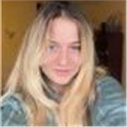 Sono una ragazza di 20 anni, ho finito il liceo da due anni e sono disponibile per dare lezione di qualsiasi materia delle elementari