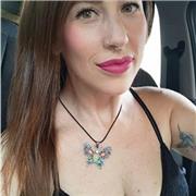 Profesora con titulación de máster universitario en educación secundaria, titulo de C1 en inglés y más de 10 años de experiencia.