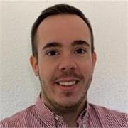 Profesor de matemáticas con 6 años de experiencia docente en centros públicos y más de 10 como profesor particular.