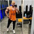 Spor salonundaki 8 yıllık tecrübem sayesinde hem erkekler hem de kadınlar için fitness konusunda yüksek bilgiye sahibim.