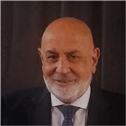 Laureato in Economia e Commercio offre lezioni di italiano, italiano per stranieri e Economia Politica