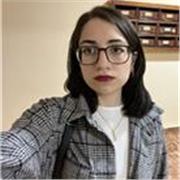 Estudiante universitaria con titulación de B2 en inglés ofrece clases hasta este nivel. También puedo impartir clases de otras asignaturas dependiendo del nivel. A domicilio u online