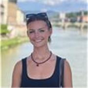 As a native English speaker and fluent French speaker, I offer private English lessons via Zoom at all levels (beginner-advanced)